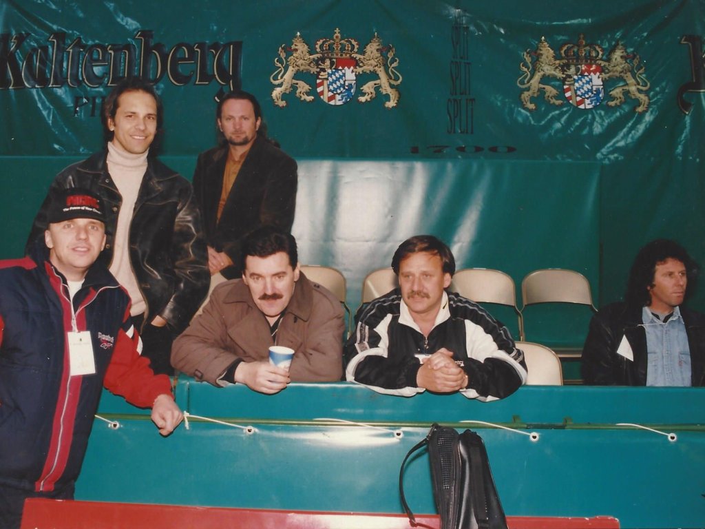 Sa koncerta Prljavog kazališta